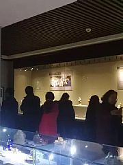 �����v�⣬׌�Aͤ�в����^��Ʒ�����v�����ﱳ��Ĺ��£�